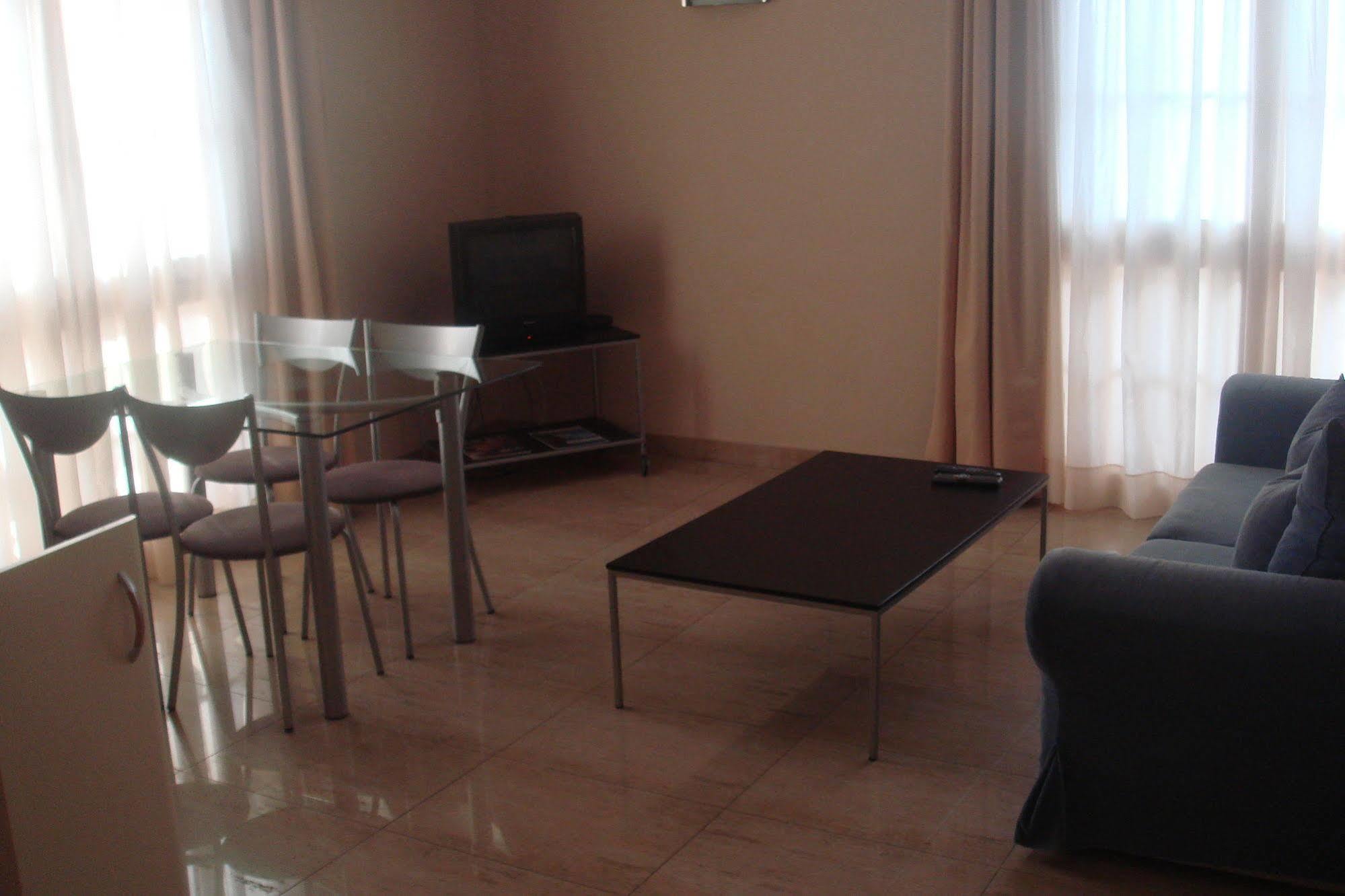 Apartaments Bt Vent De Garbi Empuriabrava Buitenkant foto
